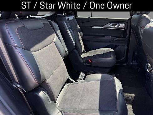 Used 2025 Ford Explorer ST AWD/4WD image 11
