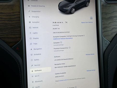 Used 2020 Tesla Model X Long Range image 19