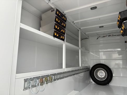 Used 2023 Mercedes-Benz Sprinter 3500 image 12