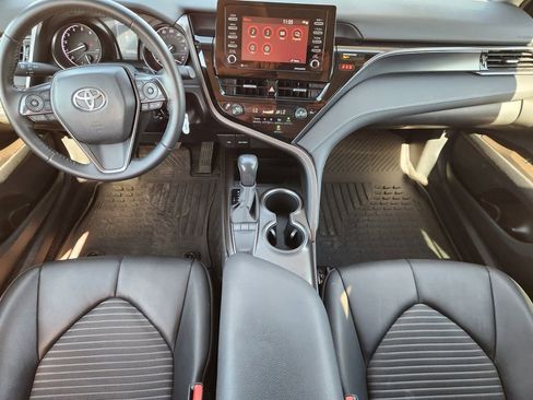 Used 2022 Toyota Camry SE image 24