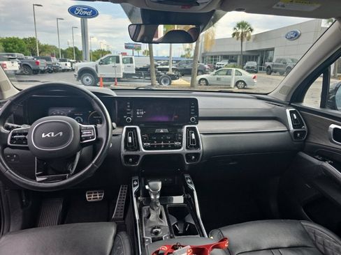 Used 2022 Kia Sorento SX Prestige AWD/4WD image 19