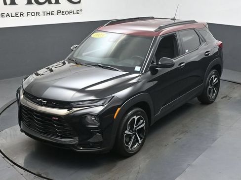Used 2023 Chevrolet TrailBlazer RS w/ Convenience Package AWD/4WD image 48