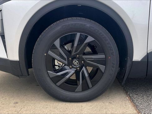 New 2026 Toyota C-HR AWD/4WD image 15