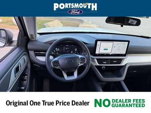 New 2026 Ford Explorer Active image 7