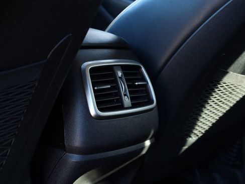 Used 2019 Kia Sorento EX image 12