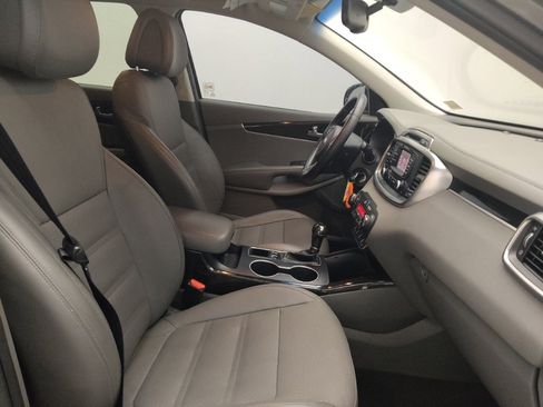 Used 2016 Kia Sorento EX FWD image 21