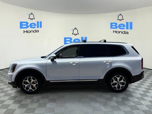 Used 2020 Kia Telluride EX AWD/4WD image 2