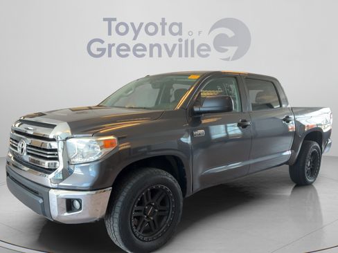 Used 2017 Toyota Tundra SR5 w/ SR5 Upgrade Package AWD/4WD image 1