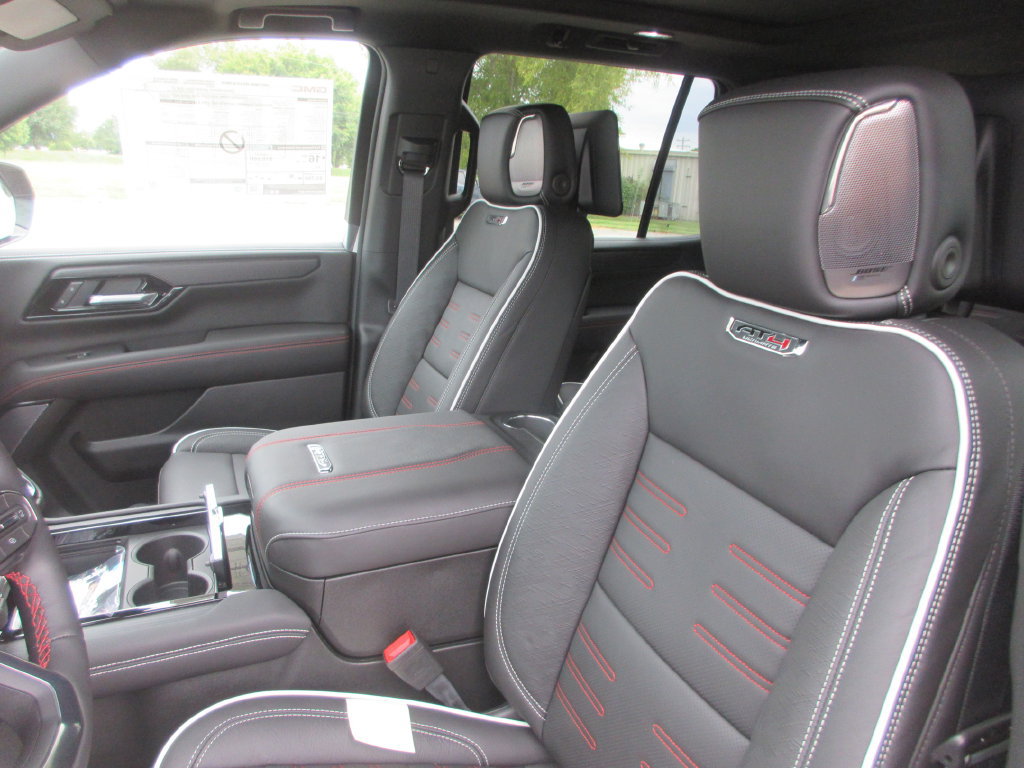 New 2027 GMC Yukon AT4 Ultimate AWD/4WD image 11