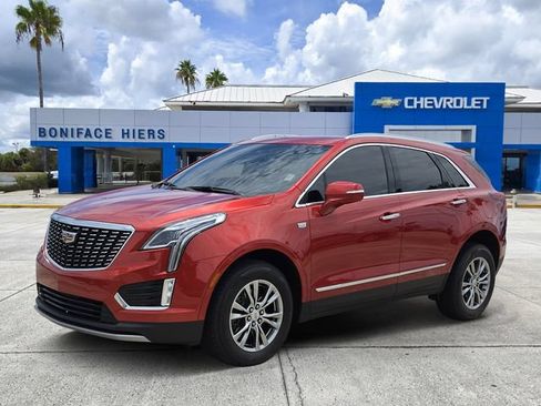 Used 2021 Cadillac XT5 Premium Luxury FWD image 2