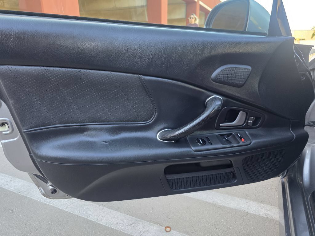 Used 2004 Honda S2000 image 19