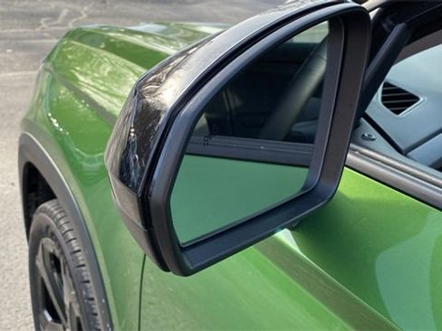 New 2026 Volkswagen Taos SE image 29