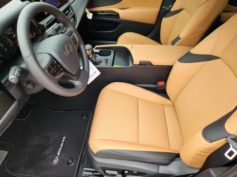 New 2025 Lexus ES 350 w/ Premium Package image 8