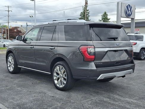 Used 2018 Ford Expedition Platinum AWD/4WD image 4