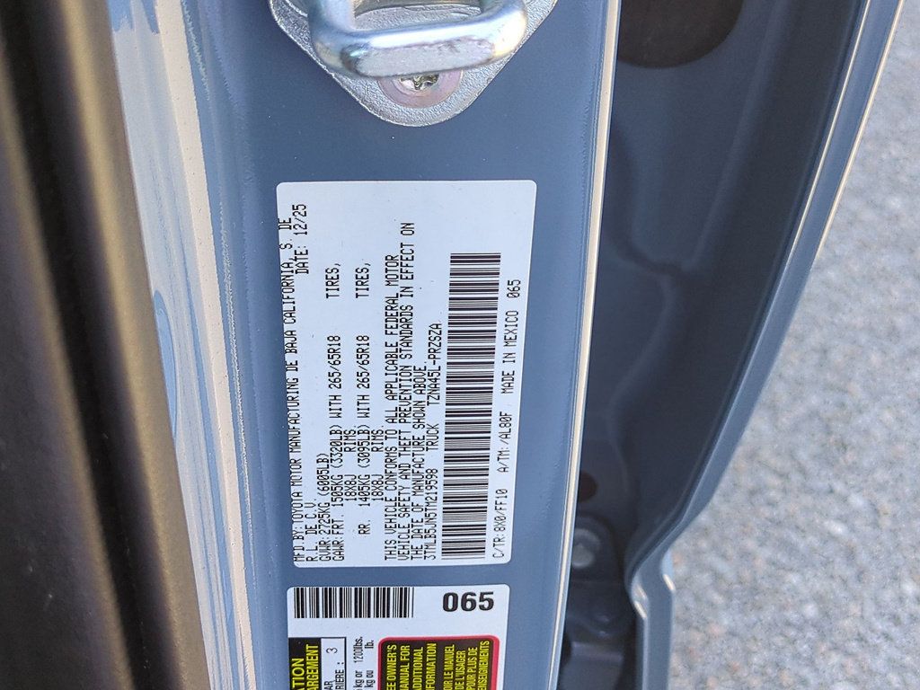 Certified 2026 Toyota Tacoma SR5 AWD/4WD image 36