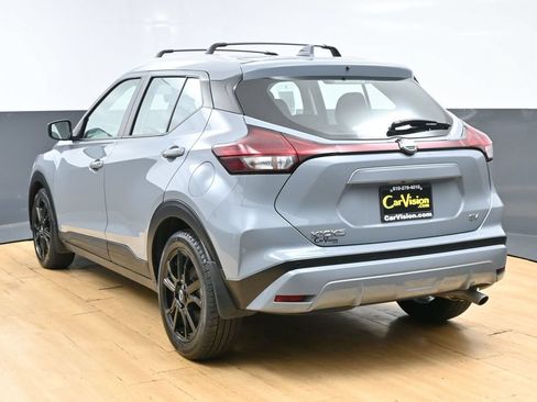 Used 2024 Nissan Kicks SV w/ Interior Electronics Package FWD image 7