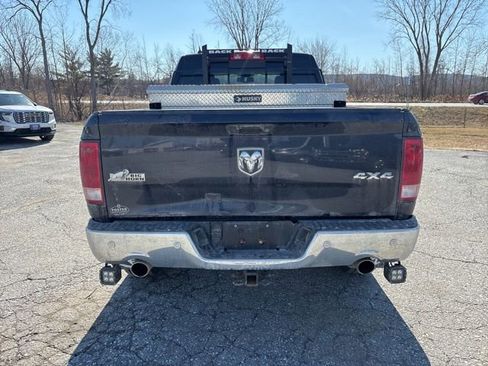 Used 2018 RAM 1500 Big Horn image 3