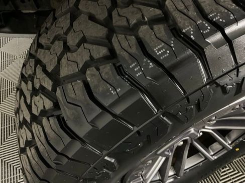 Used 2020 Ford F150 Raptor w/ Equipment Group 802A Luxury image 58