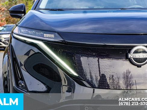 Used 2023 Nissan Ariya FWD image 12