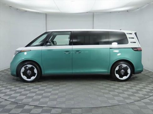 New 2025 Volkswagen ID. Buzz Pro S Plus image 8
