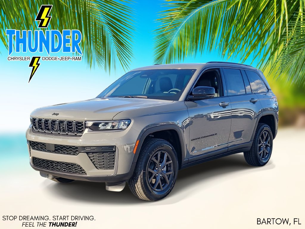 New 2027 Jeep Grand Cherokee Altitude AWD/4WD image 2