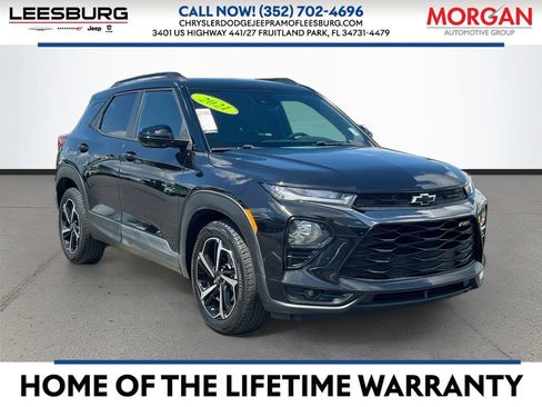 Used 2021 Chevrolet TrailBlazer RS w/ Technology Package FWD image 1