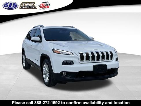 Used 2018 Jeep Cherokee Latitude image 1
