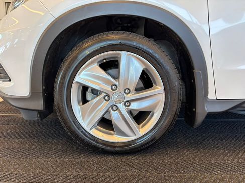 Used 2020 Honda HR-V EX image 12