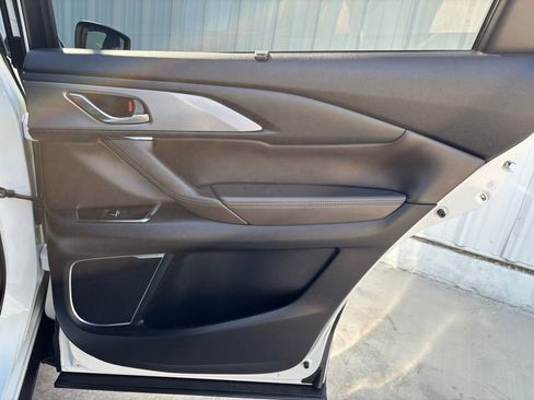 Used 2022 MAZDA CX-9 Signature image 35
