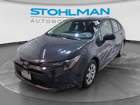 Used 2024 Toyota Corolla LE FWD image 11