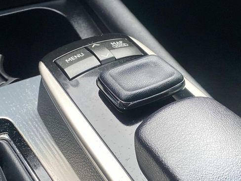 Used 2015 Lexus GS 350 w/ F Sport Package RWD image 28
