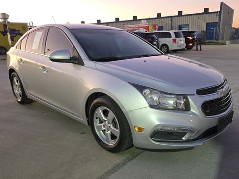 Used 2015 Chevrolet Cruze LT FWD image 33