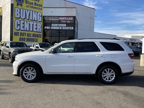 Used 2023 Dodge Durango SXT image 6