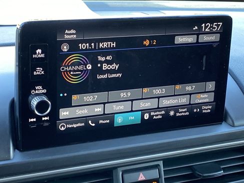 Used 2023 Honda Pilot Elite image 14