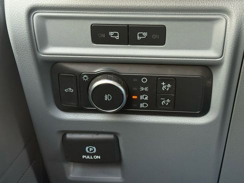 Used 2021 Ford F150 XLT w/ Max Trailer Tow Package image 16