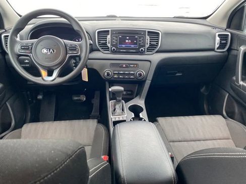 Used 2019 Kia Sportage LX image 5