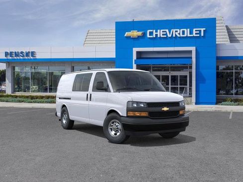New 2026 Chevrolet Express 3500 RWD image 1