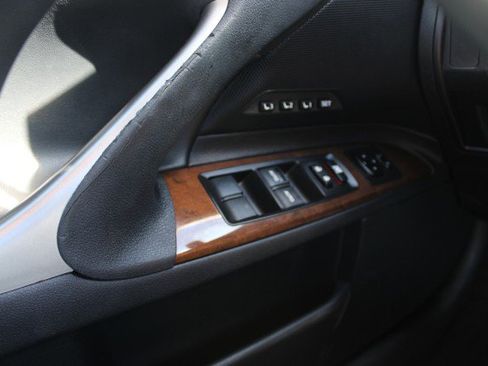 Used 2011 Lexus IS 350C w/ Luxury Pkg image 24