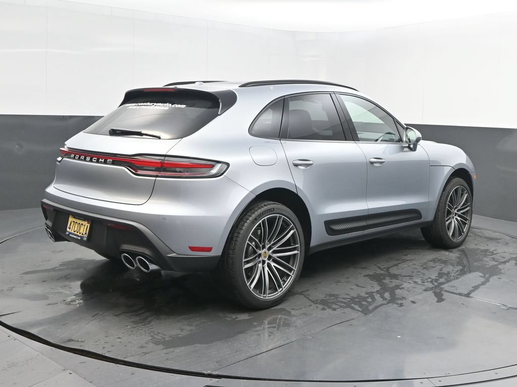 Certified 2026 Porsche Macan AWD/4WD image 7