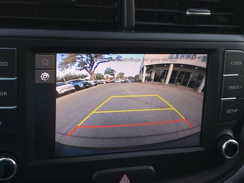 Used 2024 Kia Soul LX w/ Option Group 015 image 17