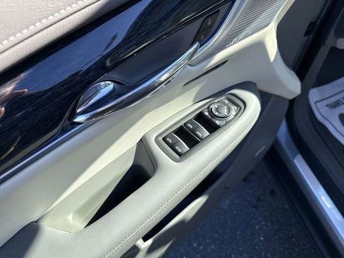 Certified 2023 Cadillac XT6 Premium Luxury image 24