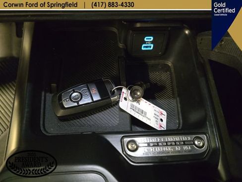 Certified 2025 Ford Bronco Outer Banks w/ Sasquatch Package AWD/4WD image 28