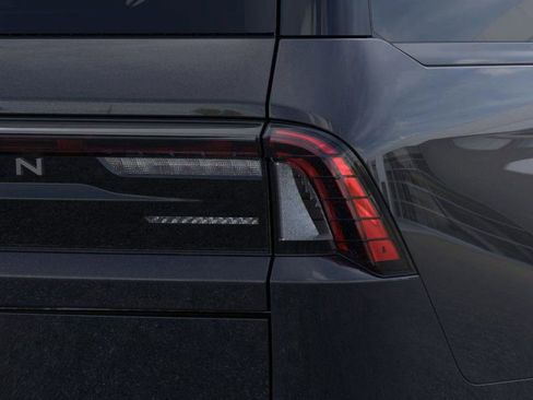 New 2025 Lincoln Navigator L Reserve w/ Jet Appearance Package image 9