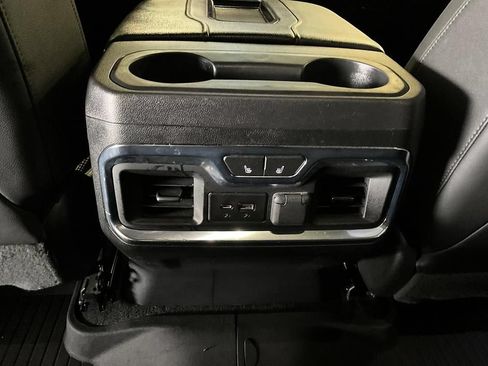 Used 2020 GMC Sierra 2500 AT4 w/ AT4 Premium Package AWD/4WD image 27
