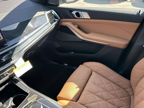 New 2027 BMW X7 xDrive40i w/ M Sport Package AWD/4WD image 18