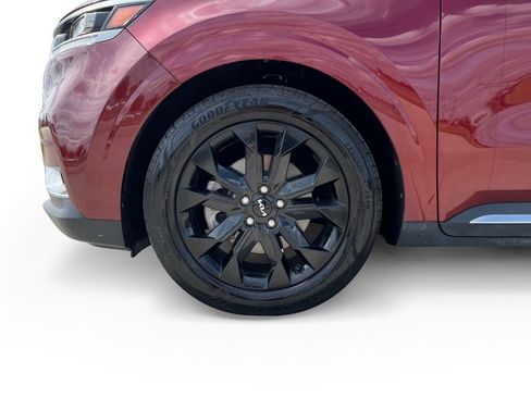 Used 2024 Kia Carnival SX Prestige FWD image 31
