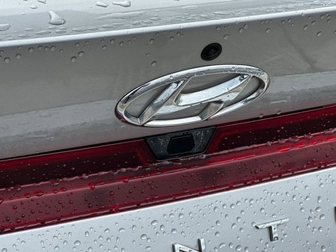 Used 2021 Hyundai Elantra SEL FWD image 25