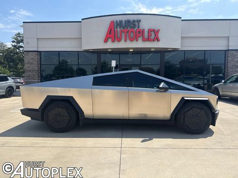 Used 2024 Tesla Cybertruck AWD Crew Cab image 1