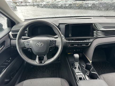 Certified 2025 Toyota Camry LE w/ Convenience Package image 16