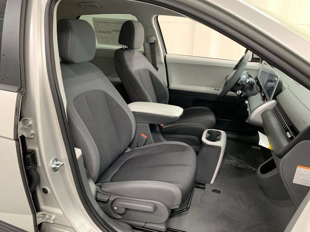 Used 2024 Hyundai Ioniq 5 SEL AWD/4WD image 23